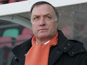 Дик Адвокат остается в Зените